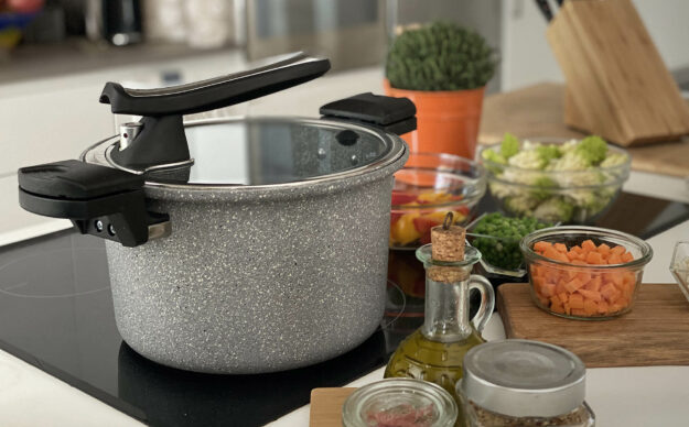 Padella Flonal fast cooker, riduce i tempi di cottura